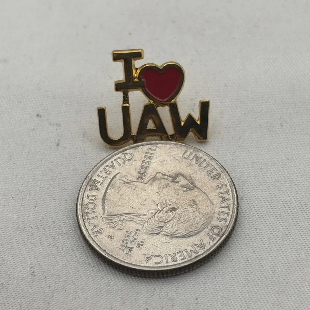 I Heart Love UAW United Auto Workers Gold Tone Lapel Hat Pin